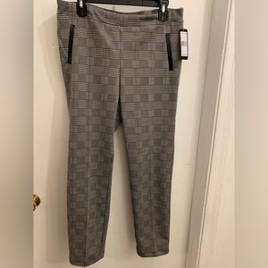 Soho Womens Dress Pants Size L NWT